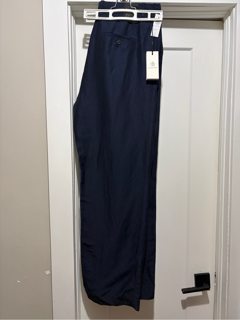 Babaton Navy Straight-Leg Linen Agency Pant